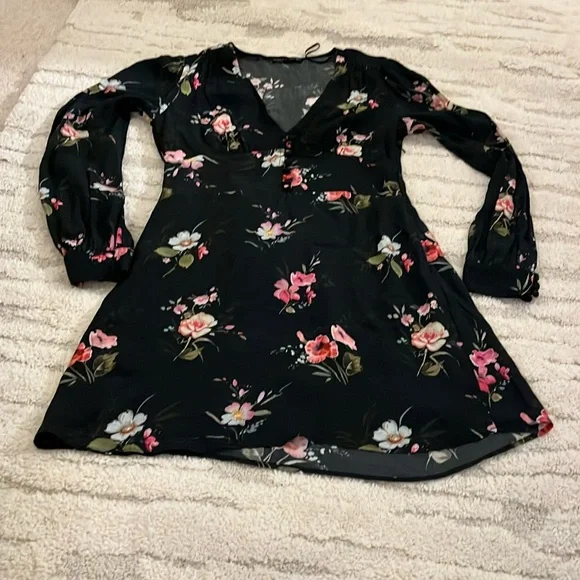 💝🌸💜 GORGEOUS ZARA FLORAL DRESS - Picture 2 of 6